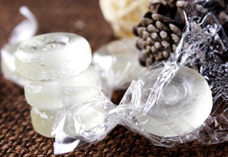 口臭近距离社交尴尬怎么办,口臭难闻又尴尬教你一招吃掉口臭