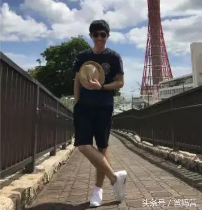 从小踢足球会变成o型腿吗,踢足球的孩子如何避免o型腿