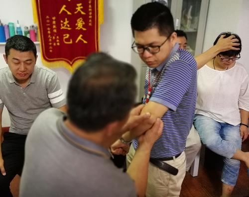 正骨培训加盟流程,中医正骨培训前景怎样