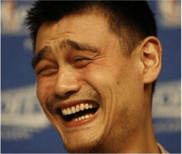 明星们牙花子笑飞的瞬间，杨幂是“豁牙老太”，吴亦凡成“村傻”