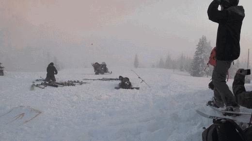 走，一起尬春雪去！