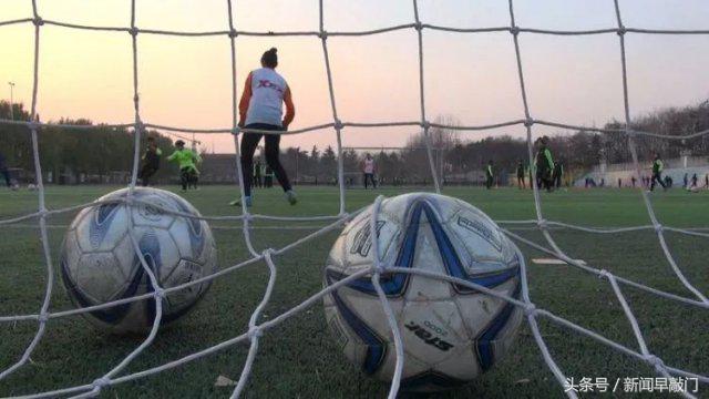 总书记都称赞山东青少年足球郯城这支校园女足队为啥这么牛?
