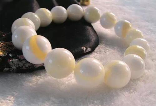 对身体有益的珠宝首饰,对人体健康有好处的珠宝饰品