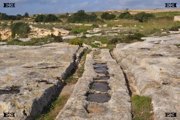 京西古道上的科学擂台：是蹄窝，还是壶穴？|争鸣