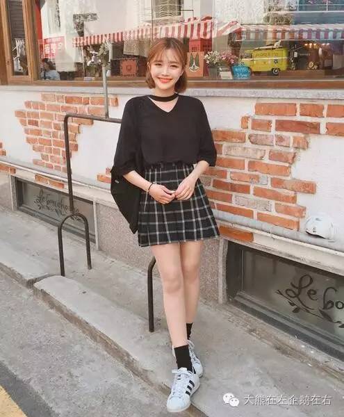 跟韩国小姐姐学穿搭,跟韩国美女学穿搭