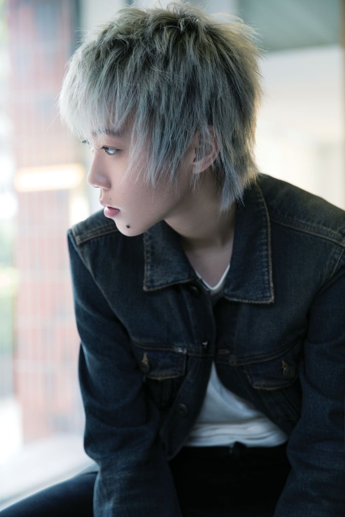 窦靖童，做音乐做自己BE.MYSELF