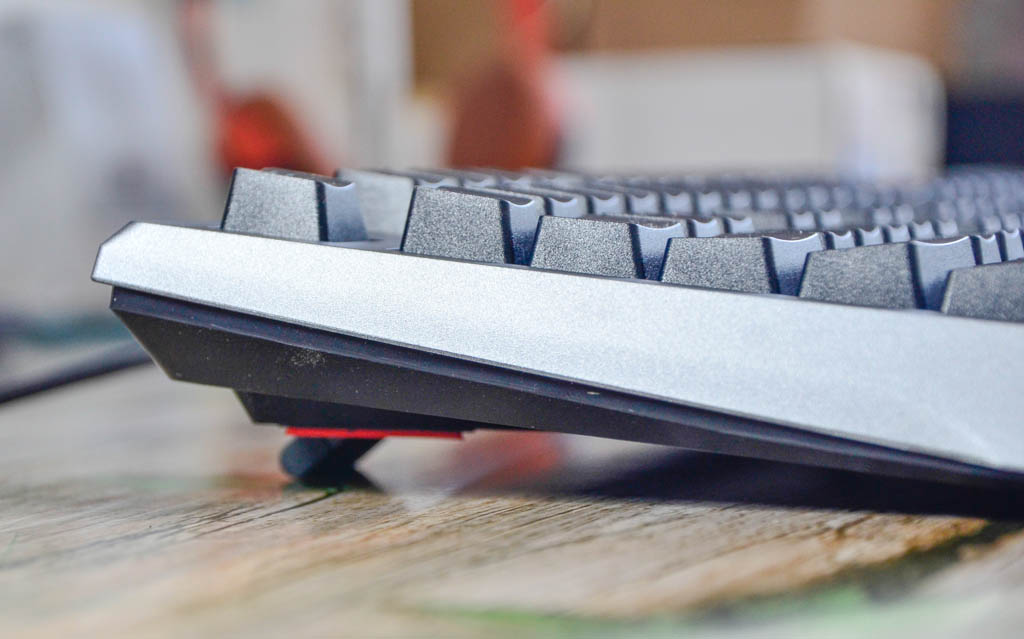 入门黑轴红轴机械键盘,机械键盘可能正在毁掉你的手腕