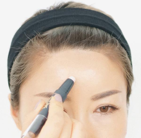 爱丽小屋三色修容教程,爱丽小屋双头高光阴影修容棒