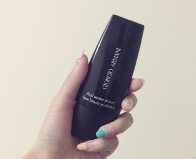 阿玛尼粉底液适合什么肤质,阿玛尼的底妆