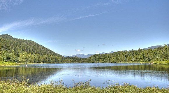 加拿大湖泊风景,温哥华湖泊山林
