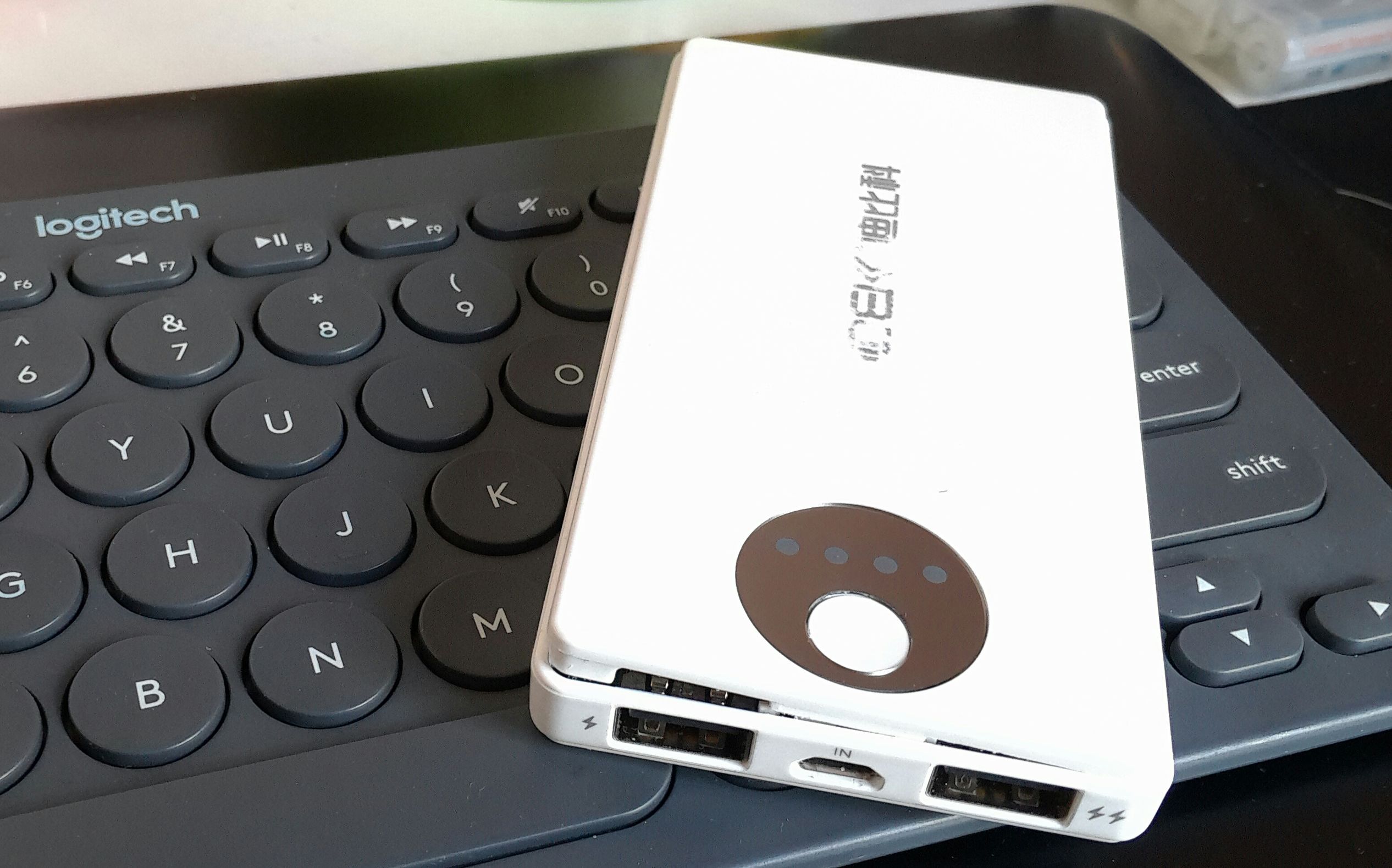 与乐磁吸充电宝拆解,拆解充电宝100000毫安