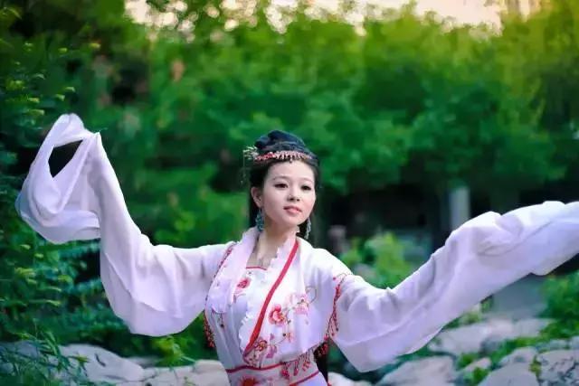 女人在什么时候不会拒绝男人,女人在什么时候不能吃冰的