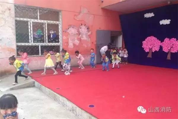 消防小达人解说词,消防小达人作品