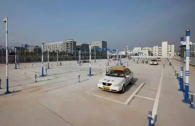 深圳驾校学费2021价格表排行表,2020深圳十大驾校排名