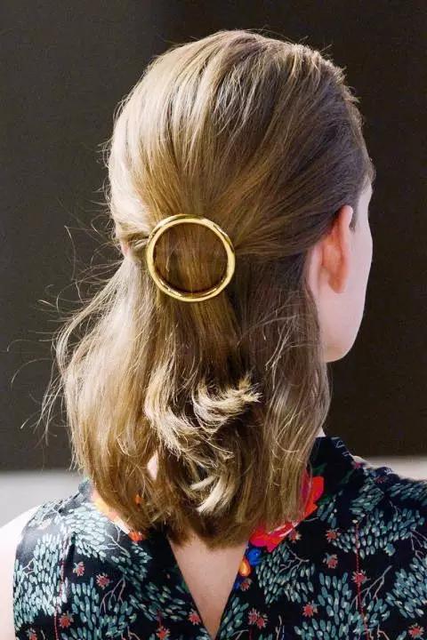 戴什么饰品好看又洋气,怎样戴饰品才显得有气质