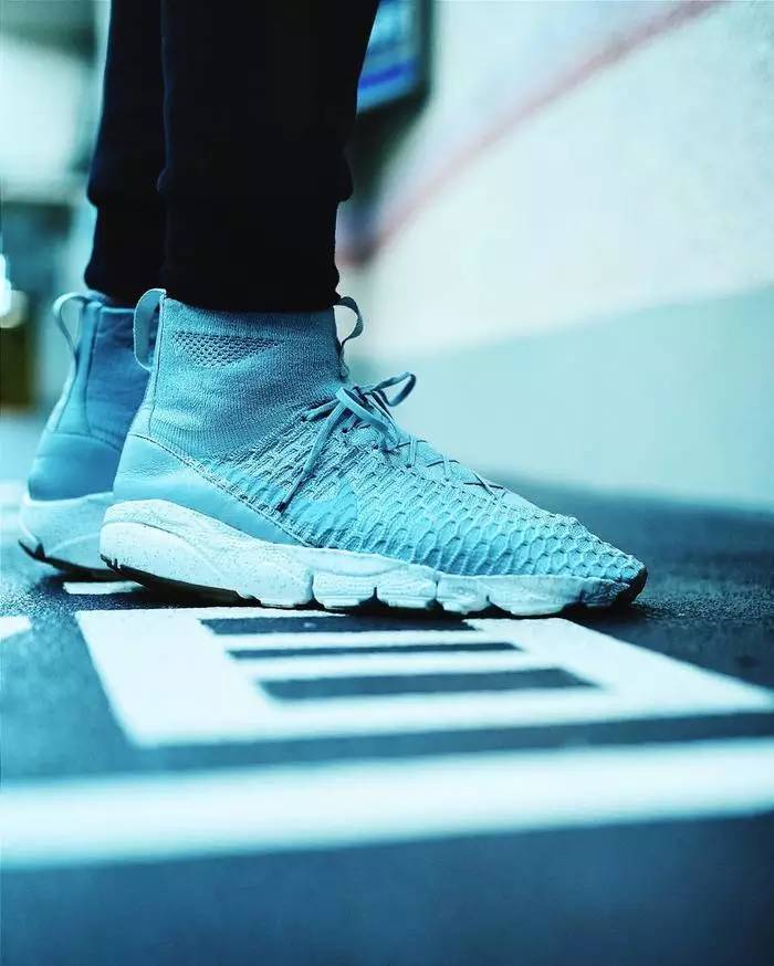 吕布与赵云大战谁厉害,吕布大战赵云谁厉害视频