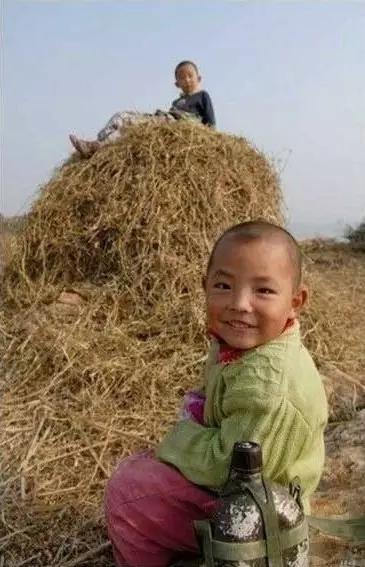 六一8090回忆童年的视频,六一回忆90后的童年