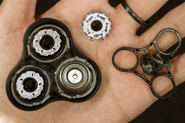 199元！米家旋转式电动剃须刀发布：3刀头、全身水洗