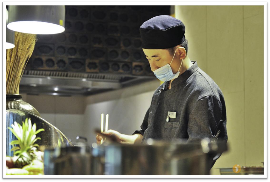 曝光一家好吃的饭店视频,曝光这家饭店菜品有问题