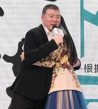 胸大也是一种困扰吗,原来胸大也是一种负担