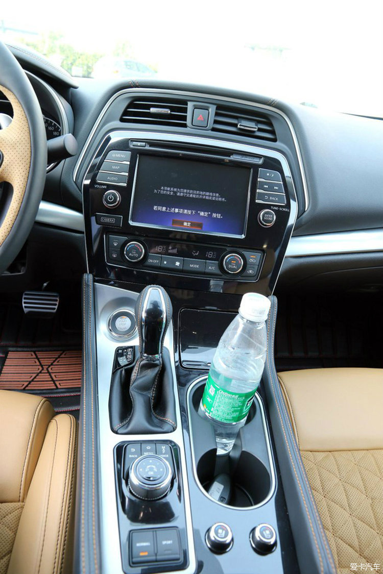 东风日产西玛测评,日产西玛2.5lxv测评