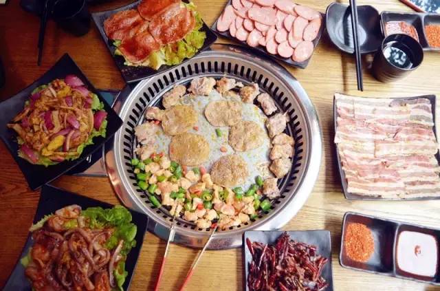 成都麓湖生态城美食街,成都有哪些大学城美食街