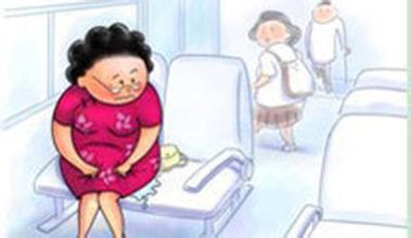 咳嗽尿裤子怎么治疗吃什么药,50岁一咳嗽就尿裤子是怎么回事