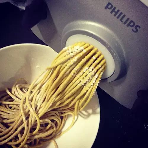 厨师教你做正宗的凉拌面,爽滑筋道的面怎么做