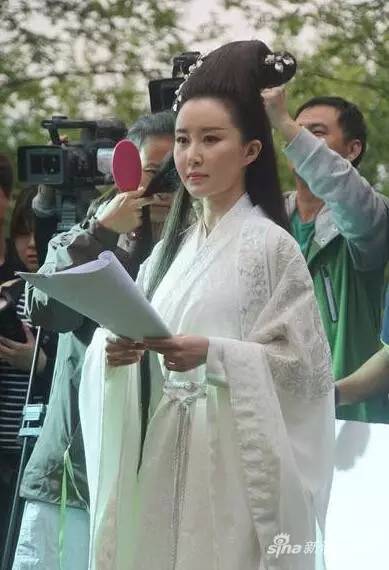 刘诗诗杨幂唐嫣目前谁的剧最好,杨幂刘诗诗唐嫣演技