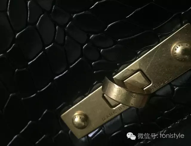 大牌包包正确保养,保养包包的保养油