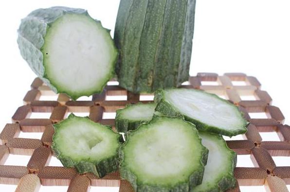 手动瘦脸和仪器瘦脸哪个效果更好,瘦脸仪真的可以起到瘦脸的作用吗