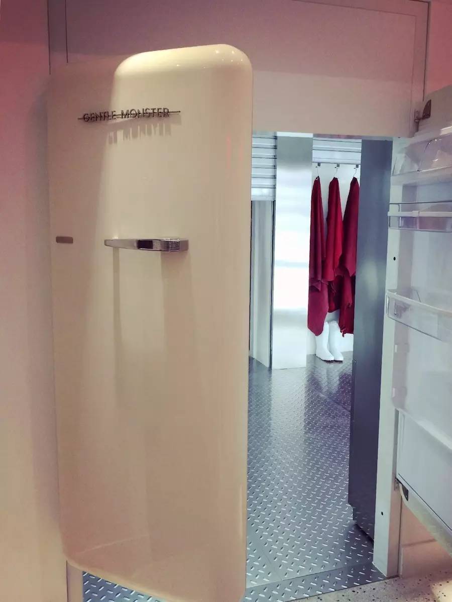 为什么不能买便宜的墨镜,一般墨镜买多少钱的就够了