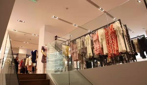 全球必去十大购物中心,全球值得去的地方排行榜