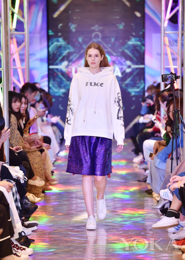 老佛爷百货时装秀,老佛爷百货节视频