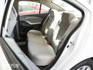 四款适合城市通勤的小型车推荐,小型车推荐轻巧便捷适合城市通勤