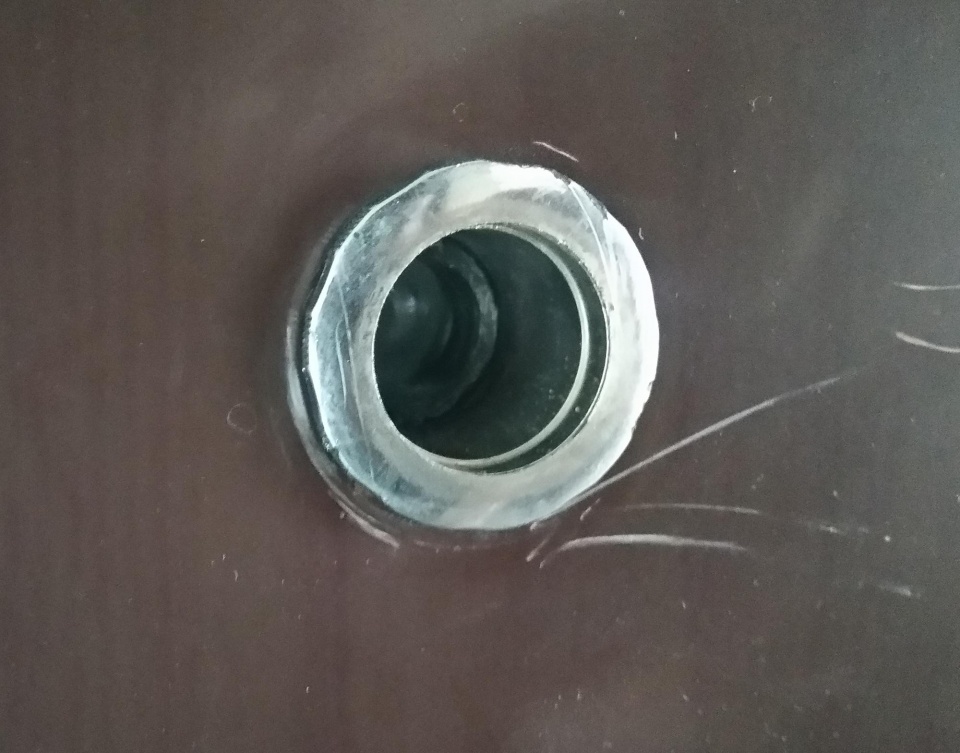 实拍：开锁人3分钟开锁赚60元，整个过程不看身份信息