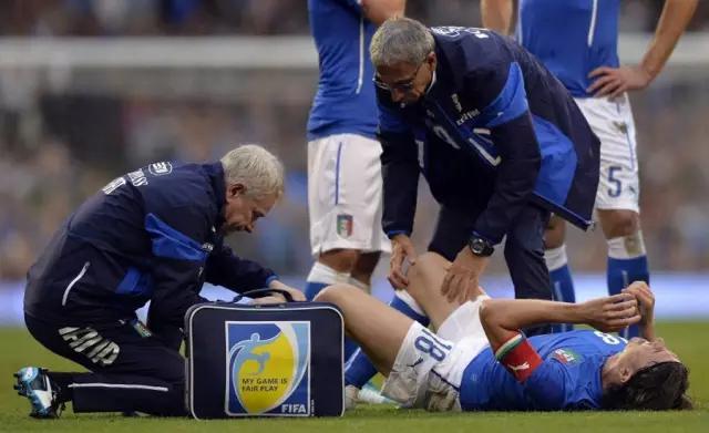 两大巨星悲情离开欧洲杯,盘点欧洲杯已经告别的巨星