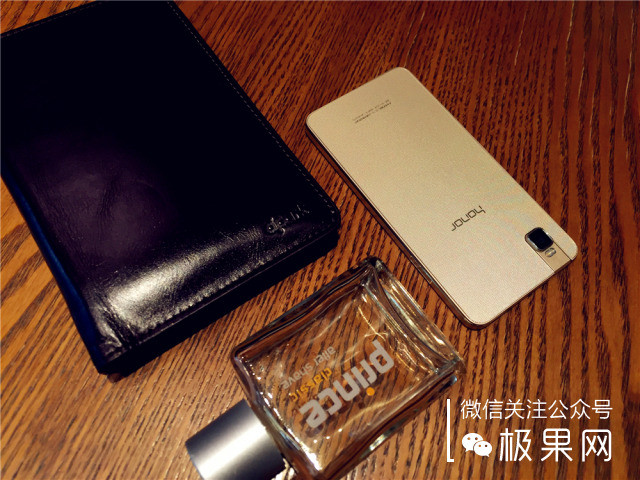 荣耀7i十天使用感受，拍照出众手感细腻