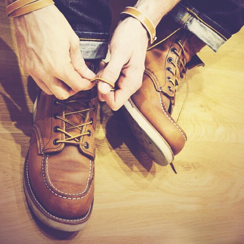 想成为型男需要什么东西,休闲又不失时尚的一款马丁靴