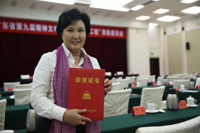 广东卫视出品的纪录片好评不断,再获三个国家级嘉奖!