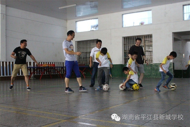 用心浇灌静待花开教师文案,教师随笔精短