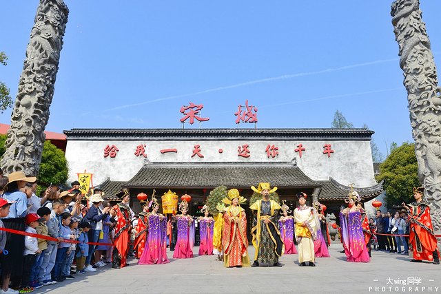 璇楁剰鏉窞瑗挎箹,璇楁剰姹熷崡姊﹂噷姘翠埂