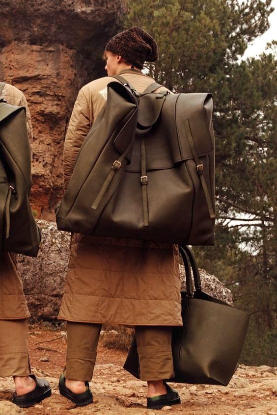 双肩包很难看怎么办,双肩包不好看