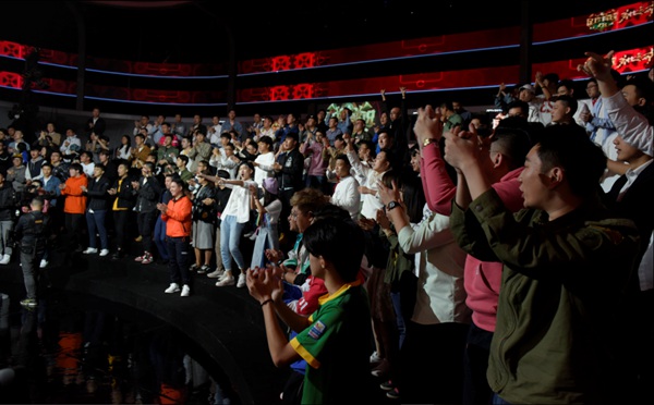 足球节目解说最新,足球解说大会首播视频