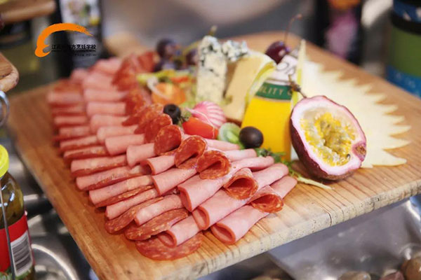 新东方烹饪学校学西餐哪家好,江苏新东方烹饪学校西点西餐