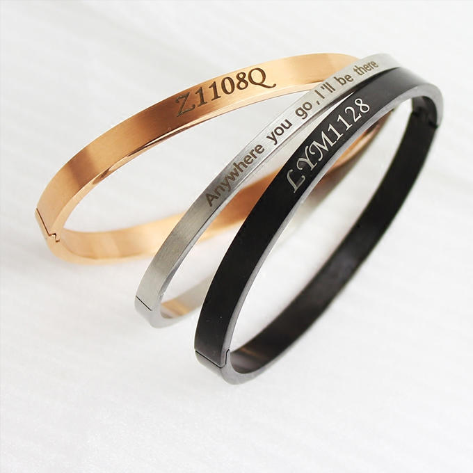 举手投足间的气质无人可及,举手投足呈现一个人的气质与涵养