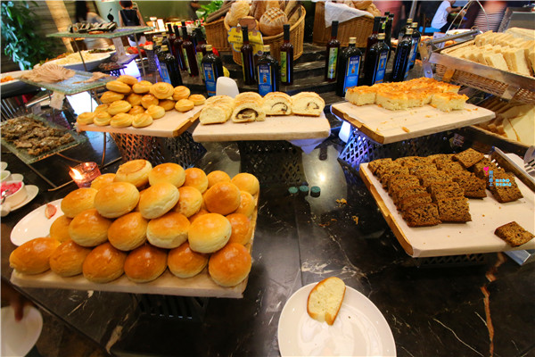 三亚海关希尔顿欢朋酒店,希尔顿欢朋酒店启阳路三亚