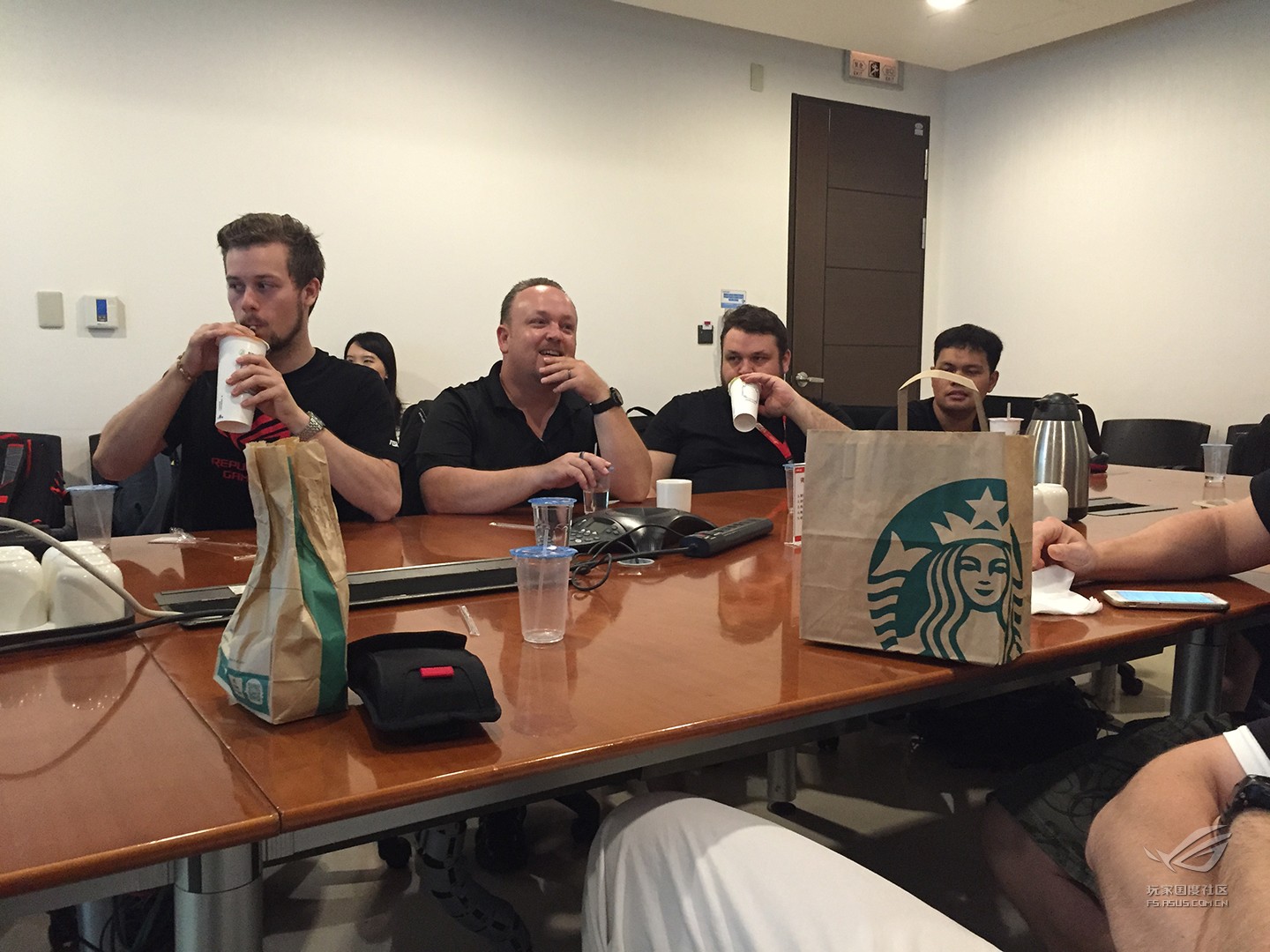 rog败家国度外设,rog败家之眼华硕主机