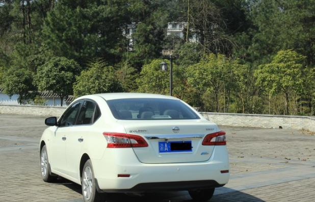 22款经典轩逸用车体验,十四代轩逸2022款一年用车费用