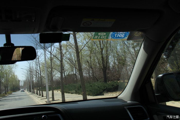 2015丰田汉兰达2.0t两驱精英型5座,2022款汉兰达2.0t的优缺点